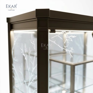 Vitrina para Copas de Champán Lumiere Forest, Optimizada para SEO |   Vinoteca Clásica Francesa de Lujo - EKAR - Product Image 5