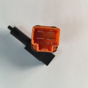 Interruptor de Luz de Freno DV513561 25320-BR00A para Nissan Bluebird Qashqai Venucia X-Trail, Pieza de Repuesto - Product Image 5