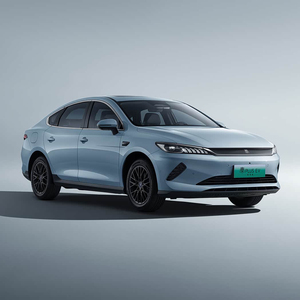 Offre Spéciale BYD Qin PLUS PHEV Berline Quatre Portes Cinq Places Économe <span class=keywords><strong>en</strong></span> Énergie Automobile Familiale Disponible <span class=keywords><strong>en</strong></span> Stock - Product Image 1
