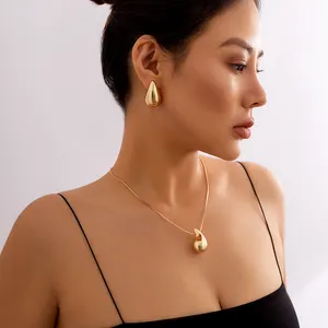  SHIXIN nuova collana con ciondolo a forma di goccia semplice per le donne gioielli girocollo con catena a serpente quadrata sottile sul collo festa alla moda