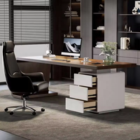 Bureau de direction Waterfall Edge avec plateau en noyer foncé et base blanche, avec boîte de rangement pour câbles, table de bureau pour patron