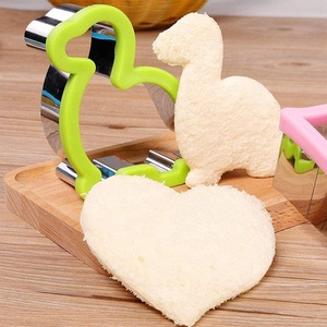 Eco-friendly 4pcs <span class=keywords><strong>Mouse</strong></span> Dinosaur Star Heart cucina in acciaio inox strumenti di cottura per bambini Sandwich Cookie Cutter Mold Stamp Set - Product Image 3