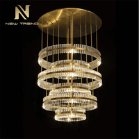 Lampes au design moderne pour la décoration de la maison Lustres de luxe Hôtel Villa Escalier Anneau Métal Cristal LED Suspension