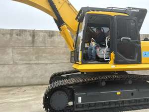 Excavatrice Komatsu PC360 d'occasion de haute qualité, en bon état, à bas prix, modèle 2023, 36 tonnes, moteur et transmission à vendre - Product Image 5