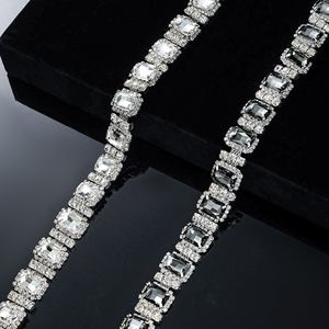 سلسلة جديدة مرصعة بالأحجار الكريمة المقلدة بحجم 1.8 سم مربعة الشكل، سلسلة مجوهرات أوروبية أمريكية فاخرة للملابس - Product Image 1