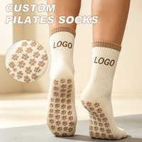 Chaussettes de Pilates personnalisées à bande large avec points antidérapants en silicone, logo personnalisé, respirantes, pour barre et reformer, pour femme