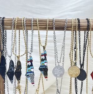 Venta al por mayor de alta calidad Palestina collar mapa cúpula collar con diamantes Pvd plateado Acero inoxidable país collar joyería - Product Image 3