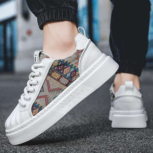 Vente en gros d'usine, baskets blanches de luxe pour hommes, style décontracté, chaussures de marche, lacets, chaussures de jogging - Product Image 5