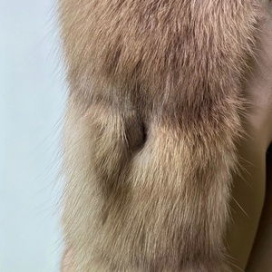 Manteau en fourrure de zibeline véritable de luxe sur mesure, col en V, longueur moyenne, grand revers, pour l'hiver - Product Image 3