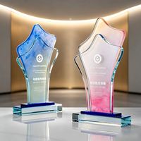 Trophée en cristal à dégradé de couleurs, trophée en cristal étoile gravé au laser personnalisé pour souvenir d'entreprise