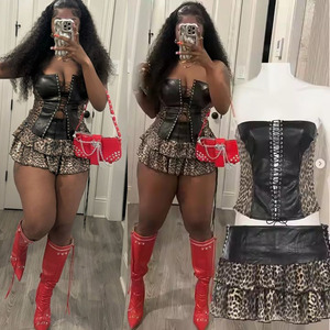 Nuovo Completo Sexy <span class=keywords><strong>da</strong></span> <span class=keywords><strong>Donna</strong></span>: Top Aderente con Stampa Leopardata e Minigonna in Pizzo, Set Due Pezzi - Product Image 1
