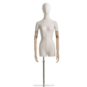 Mannequin <span class=keywords><strong>femme</strong></span> beige 3/4 <span class=keywords><strong>corps</strong></span>, enveloppé de bambou, torse réaliste et réglable pour présentation de vêtements de mode - Product Image 1
