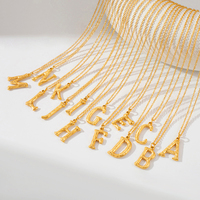 Kalung Liontin Huruf Awal Bertekstur Tidak Beraturan dari Baja Anti Karat Berlapis Emas 18K dengan Rantai Kabel Tipis, Perhiasan yang Dapat Dipersonalisasi