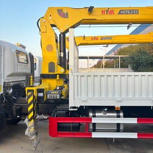Grue télescopique montée sur camion FAW 4x2 prête à être expédiée, 6,3 tonnes, 8 tonnes, camion avec grue à vendre - Product Image 6