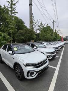 VW T-<span class=keywords><strong>ROC</strong></span> 2026 2025 T-<span class=keywords><strong>ROC</strong></span> TROC T Rock SUV Compatto a Benzina per t <span class=keywords><strong>Roc</strong></span> <span class=keywords><strong>Volkswagen</strong></span> Auto d'Importazione Cinese - Product Image 4