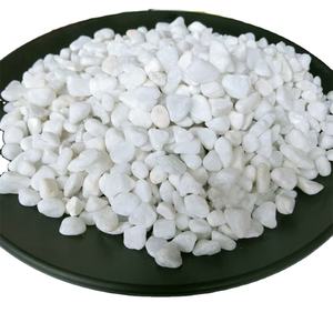 Galets <span class=keywords><strong>de</strong></span> <span class=keywords><strong>pierre</strong></span> artificielle blancs <span class=keywords><strong>pour</strong></span> jardins et décoration intérieure - Galets blancs neige durables et écologiques - Product Image 1