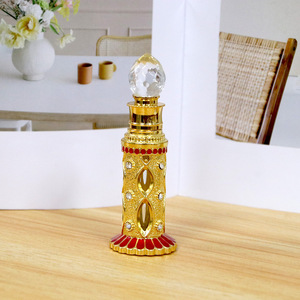 Parfum sous bouteille haut de gamme portable tube en verre 12ml doré incrusté luxe Moyen-Orient style Dubaï accessoires - Product Image 3