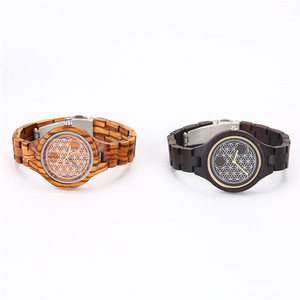 นาฬิกาไม้สไตล์เรโทรลำลอง สายไม้ - Product Image 2