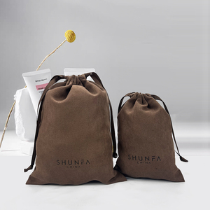 Bolsas de joyería de embalaje de almacenamiento de regalo grande personalizadas de lujo bolsa de cordón de terciopelo de polvo de gamuza personalizada con logotipo - Product Image 4