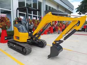 Miniexcavadora 9017F Nueva de 1.7 Toneladas con Cuchilla de Bulldozer y Orugas de Goma a Precio Económico en Venta - Product Image 3