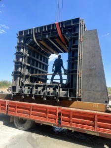 Moldes para prefabricados de hormigón, alcantarillas de cemento y Galerías de tuberías fabricados por Lai He's Reforzed Box Culvert para la venta - Product Image 6