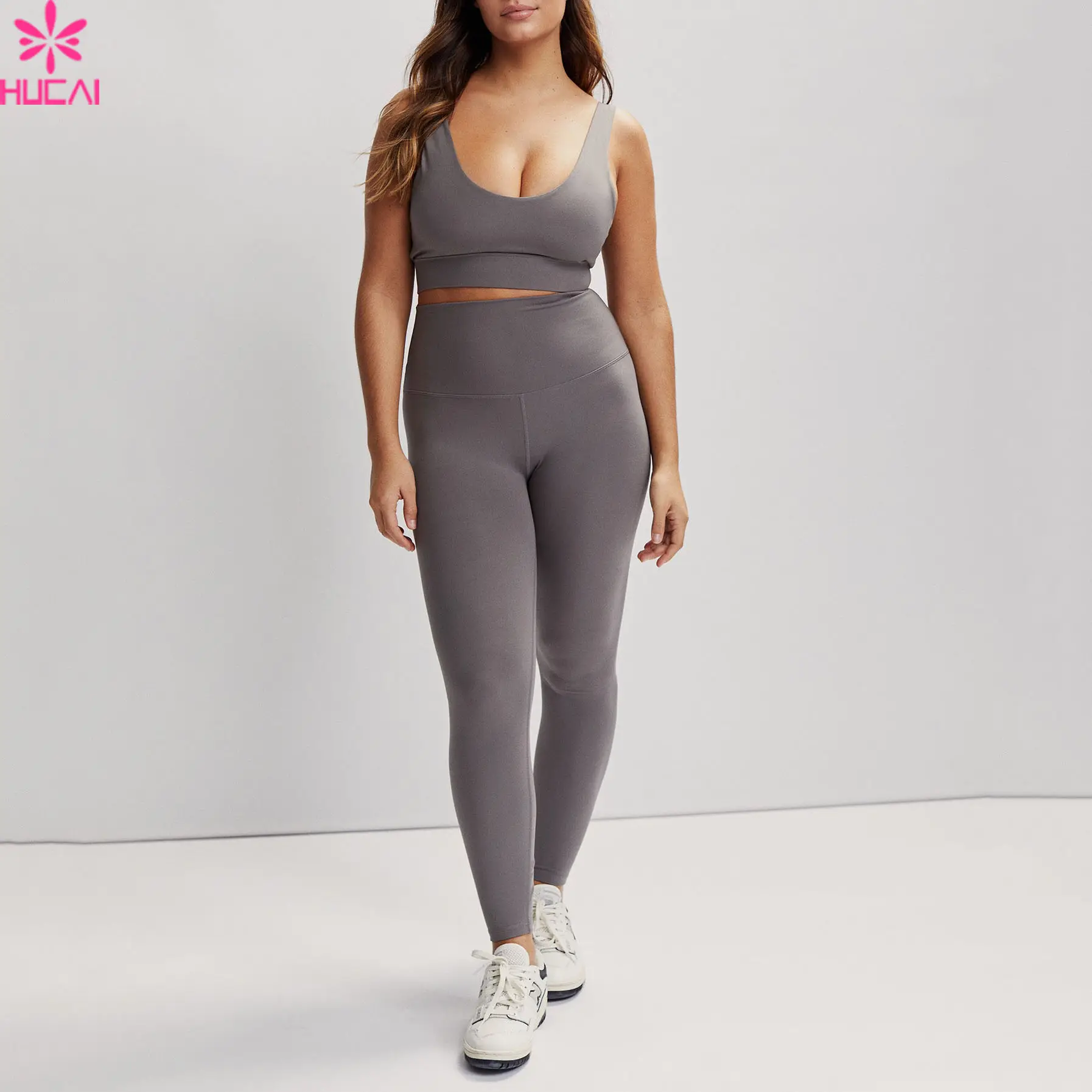 Fornitura di Leggings per reggiseno sportivo Scrunch traspiranti personalizzati set di Yoga per abbigliamento Fitness da allenamento per le donne