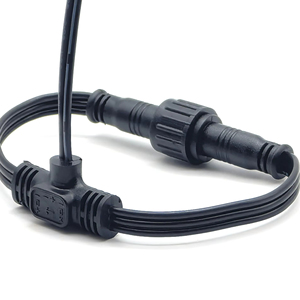 Conector Impermeable para Luminarias - Macho y Hembra 2P/3P/4P + Cable Plano UL2468 de 20 Vías con Inyección Negra y Borde Blanco - Product Image 1