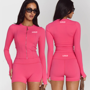 Conjunto de Yoga Ecológico de Dos Piezas en Rosa, Fabricado con Tela Reciclada, Manga Larga, Cierre Frontal con Cremallera, Pantalones Cortos de Cintura Alta, Spandex y Poliéster, Ropa Deportiva - Product Image 1