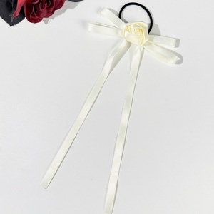 Lazo de Goma para el <span class=keywords><strong>Pelo</strong></span> de Niña con Diseño de Flor de Rosa y Moño, Accesorio Dulce y Versátil para Cola de Caballo Alta, para Niñas - Product Image 4