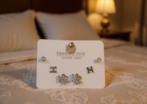 Orecchini a Perno in Argento S925 alla Moda con Cuore in Cristallo e Strass, Set di Gioielli da Donna per Uso Quotidiano - Product Image 2