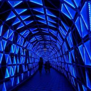 إبداعي لون RGB في الهواء الطلق مضيئة المناظر الطبيعية قوس ملون حالم نفق الوقت مربع لعيد الميلاد وعيد الهالوان تصنيف IP65 - Product Image 3