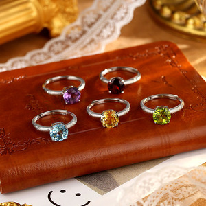 Bagues solitaires ajustables en argent sterling 925 brossé avec pierre naturelle, design délicat, cristal grenat, vente en gros - Product Image 5