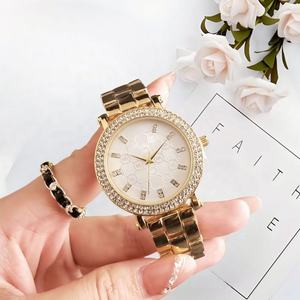 Reloj Cronógrafo de Acero Inoxidable para Mujer, Diseño de Moneda Antigua, Cristal de Zafiro, 38mm 20mm - Product Image 1