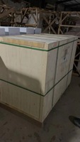 Comptoir de réception haut de gamme en surface solide, comptoir d'accueil de luxe pour hall d'hôtel, mobilier de réception commercial avec logo personnalisé pour complexe hôtelier