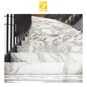 BOTON STONE Prix de gros Escaliers intérieurs en pierre courbés Designs de rampes d'<span class=keywords><strong>escalier</strong></span> Carreaux d'<span class=keywords><strong>escalier</strong></span> <span class=keywords><strong>Marches</strong></span> d'<span class=keywords><strong>escalier</strong></span> en marbre blanc - Product Image 1