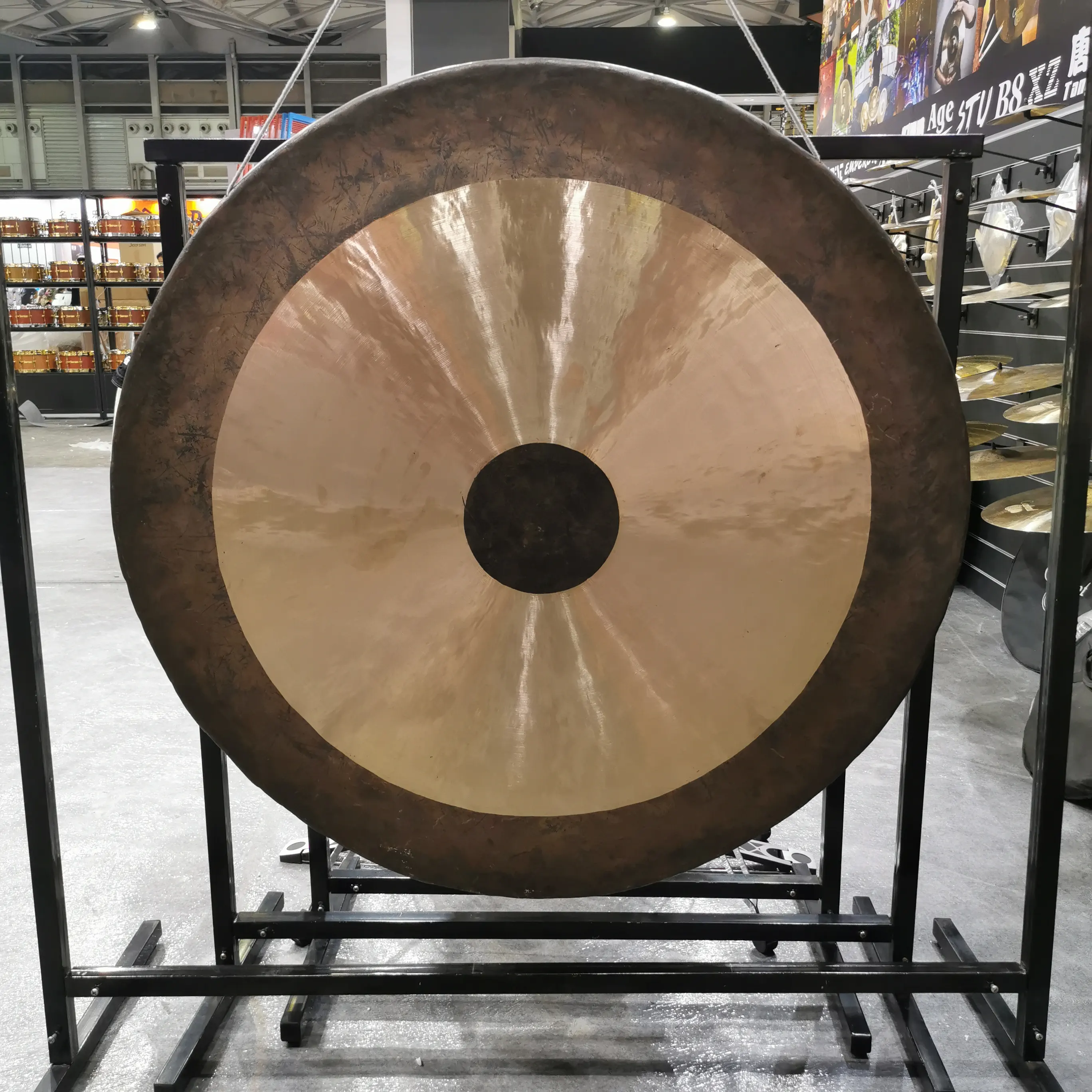 Chinese Hand Made Chau Gong Feng Gong