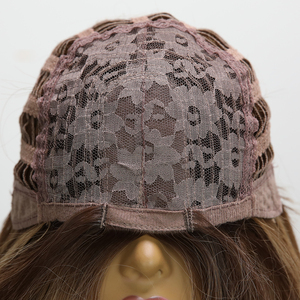 Parrucca Sintetica alla Moda Più Venduta del 2025 in Fibra Futura Castana con Mèches e Tintura Sfumata Parrucca Riccia da Donna SM1620 - Product Image 6