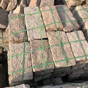 Pavés en granit gris antique de Chine, récupérés, pour jardin, patio rustique - Product Image 1