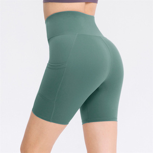 Shorts de sport moulants imprimés pour femmes, taille haute, en polyester extensible, pour gym et yoga, avec logo personnalisé, séchage rapide, compression - Product Image 4