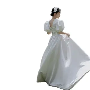 French Hepburn Style Bride Simple Retro White Satin Temperament Wedding Veil Puff Sleeve Bottoming Dress Women