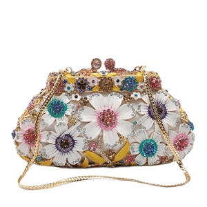 Bolso de Noche Elegante para Mujer con Diseño Floral Esmaltado, Cartera de Mano Brillante con Cristales para Fiesta, Boda o Salida Nocturna - Product Image 1