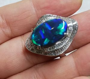 Gioielli di Alta Gamma in Opale Naturale Australiano Nero Foresta Fulminea - Orecchini, Ciondoli, Collane, Bracciali, Anelli - Taglio Ovale - Product Image 2