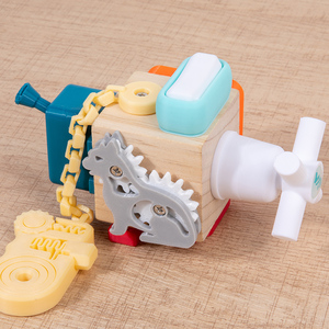 ของเล่นไม้เด็กแบบใหม่ มอนเตสซอรี่ ของเล่นเสริมพัฒนาการเด็กเล็ก บล็อกไม้เอนกประสงค์สำหรับเด็ก บอร์ดกิจกรรมเสริมประสาทสัมผัส ของเล่นพกพาสำหรับเดินทาง - Product Image 3