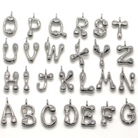 Collier Pendentif Vente en Gros Accessoires de Mode Laiton Plaqué Argent Cuivre Initiales Zircon Lettres Breloques Pour la Fabrication de Bijoux