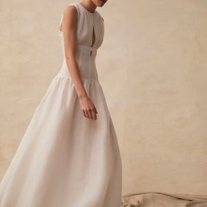 Élégantes Robes <span class=keywords><strong>de</strong></span> Mariée Simples Blanches, <span class=keywords><strong>Robe</strong></span> <span class=keywords><strong>de</strong></span> Mariée Pudique, Robes Décontractées <span class=keywords><strong>de</strong></span> Luxe d'Été à Col en V sans Manches - Product Image 2