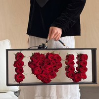 Boîte Cadeau Rectangulaire en Acrylique Haut de Gamme Portable pour la Saint-Valentin, Idéale pour une Déclaration d'Amour Surprise, Composition Florale Éternelle, Yiwu Chine