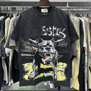 Camiseta MAJESTIK de Manga Corta para Hombre, Estilo HipHop, de Alta Calidad, con Parches de Lentejuelas y Lavado Desgastado - Product Image 1