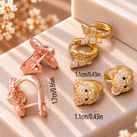 Lot de 3 paires de boucles d'oreilles créoles Huggie en laiton plaqué or 18 carats avec zircone cubique, motifs trèfle, ours et papillon, bijoux pour femme, vente en gros, OEM, personnalisable