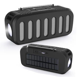 Altavoz con energía solar para deportes al aire libre, portátil, inalámbrico, con ranura para tarjeta, linterna, lámpara de iluminación - Product Image 3