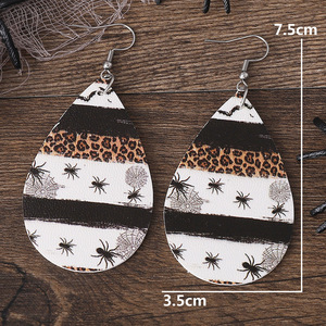 Boucles d'oreilles en bois Halloween Goth Spider Web Leopard Drop Pendant Boucles d'oreilles pour femmes Uionen 1138 - Product Image 5